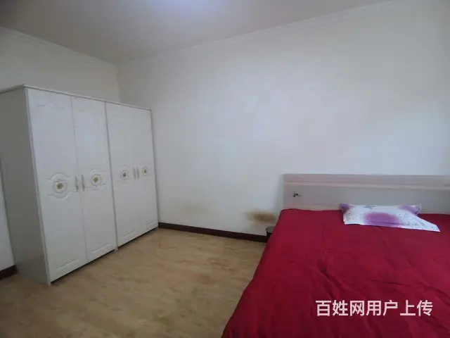 万达火车附近，中等装修干净利落步梯5楼 - 图片 2