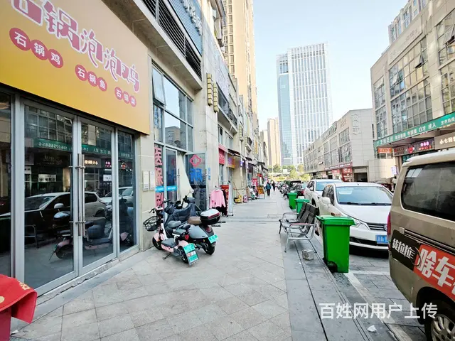 （老板本人）麓谷工业园、成熟小区出入口品牌餐馆3.8万急转 - 图片 2