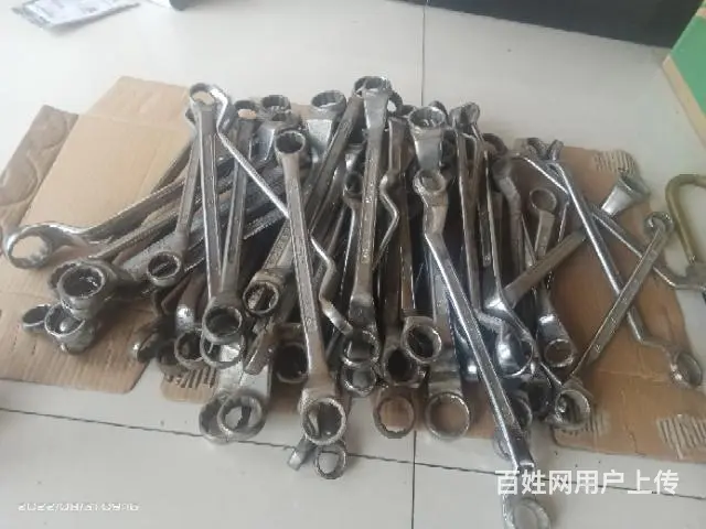 眼镜扳手 - 图片