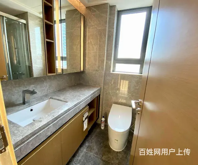 前山轻轨站旁 中海环宇城 电梯3室2卫 精装，全齐 - 图片 4