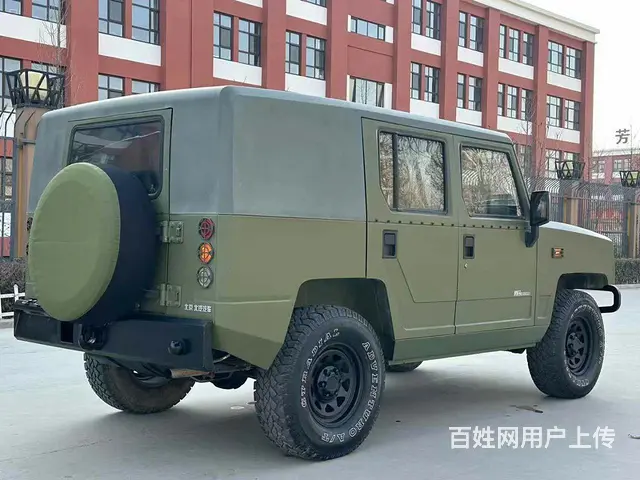 退役四驱柴油版勇士越野车 - 图片 5