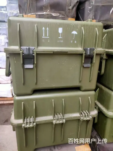 出售转让实木工具箱、塑料工具箱、铁艺工具箱 - 图片 1