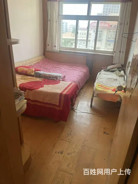 便宜出租政府一区三楼 - 图片 1
