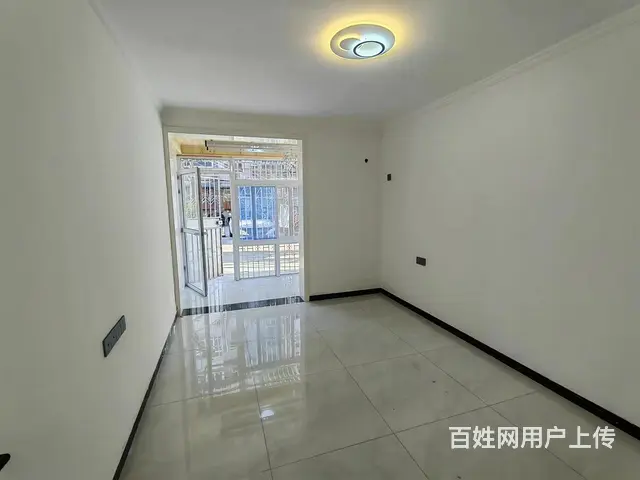 王场东村 普通住宅 精装修 - 图片 1