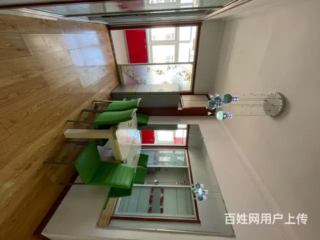 珠江蓝海城对面林场家属院4楼，两室一厅，71平，床 冰箱  - 图片 1