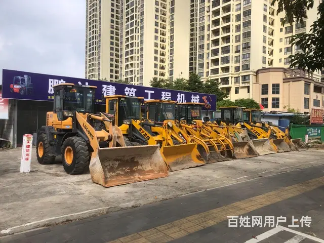 转让多台大小铲车 - 图片 1