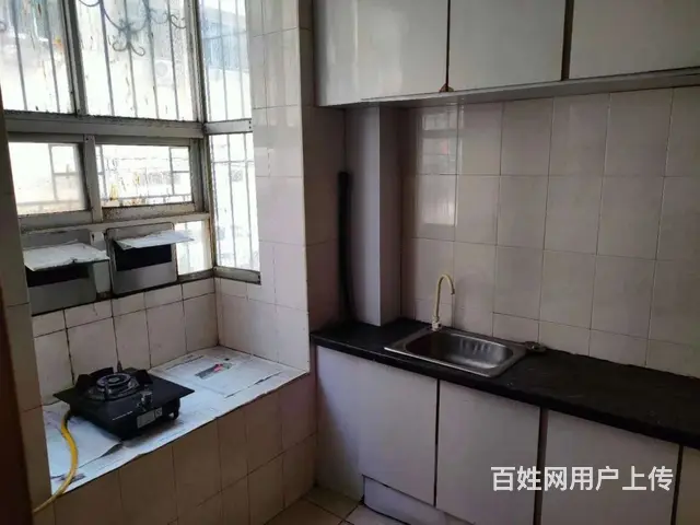 兴发小区 普通住宅2厅 简单装修 - 图片 1