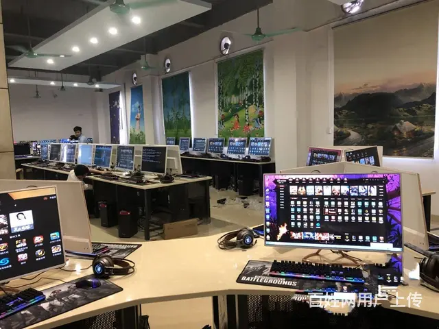 电竞酒店不开了急转一批高配电脑 - 图片 1