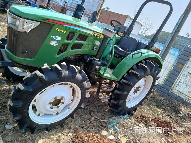 个人出售北野704拖拉机 全车原版车况 - 图片 2