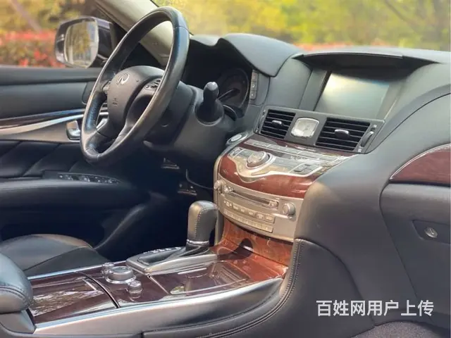 英菲尼迪Q款 Q70L 2.5 手自一体 豪华 - 图片 4