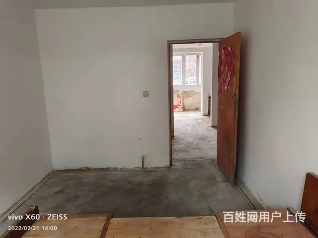 阿金沟新建小粉楼1楼两室52平6万 - 图片 1