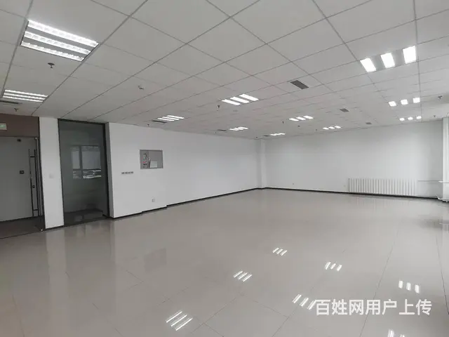 甲方直租 世纪大厦地铁口 一楼155平 送免租期停车位 - 图片 5