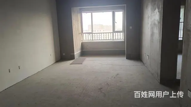 城发凤凰城 可贷款三室 带院子带车位 83万 钥匙 - 图片 8