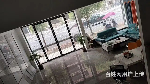 店面转让 - 图片 1