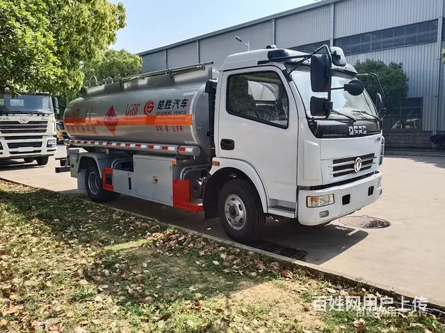楚胜8吨10吨油罐车 厂家直销包上牌送车 - 图片 2