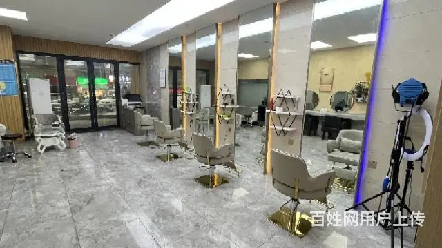 急转！遵义国酒城二期门口81平美发店 - 图片 1