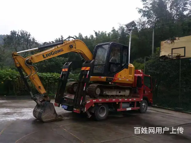 大运拖8吨左右的挖掘机蓝牌平板车拖车 崇左直销处 - 图片 1