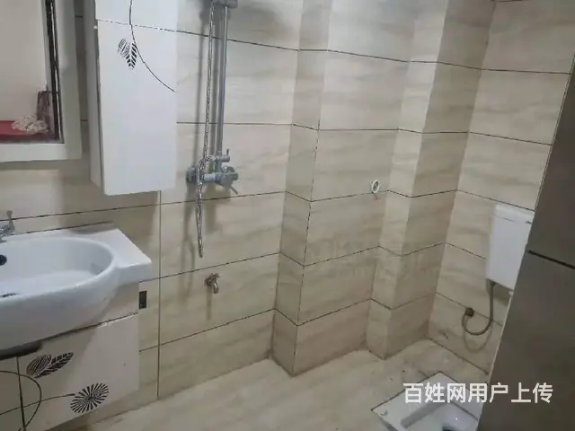川惠森林花园 3房2厅2卫中等装修55万 - 图片 4