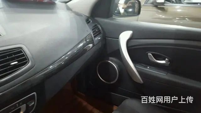 [厦门]雷诺风朗 2.0L 自动 标准版 2011 - 图片 6