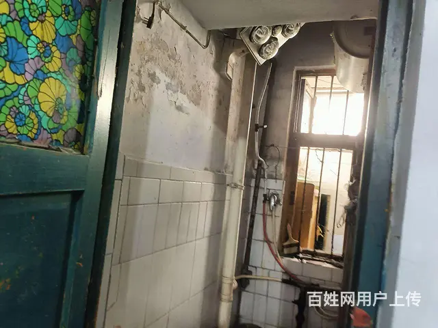 七完小近一楼共四层两室一厅能过户 - 图片 4