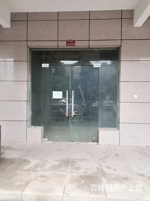 （老板本人）学校正对面临街门面房东直租可出售  6608 - 图片 1