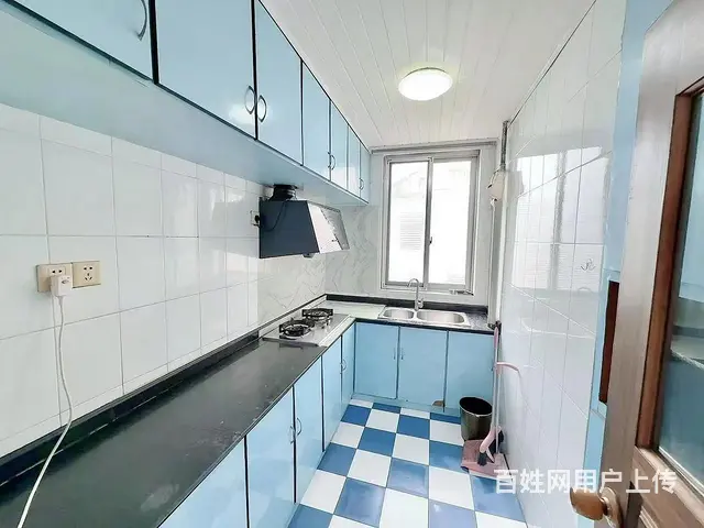 西环路地铁口 精装两室 客厅沙发空调 家电家具齐全 随时入住 - 图片 7