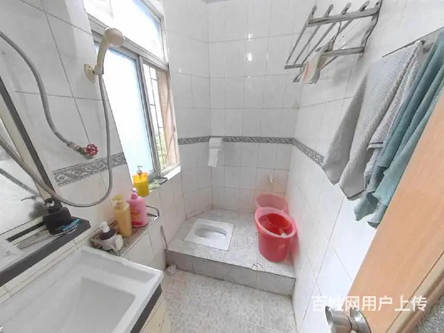 翠花苑 小区中间 标准三房 户型实用 仅需165万 - 图片 9