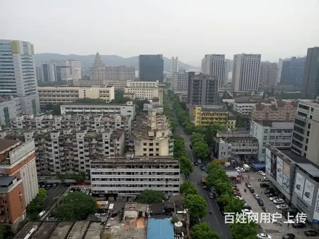 昌地火炬大厦3人间只要1000元，含物业水电网络 - 图片 5