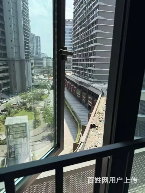 （51旺铺推荐）龙湖光年5楼48平办公室出租 - 图片 2