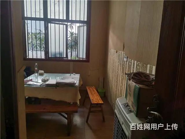 (同城搜铺网免费找店）巴中平昌中医院旁70平餐馆转让 - 图片 3
