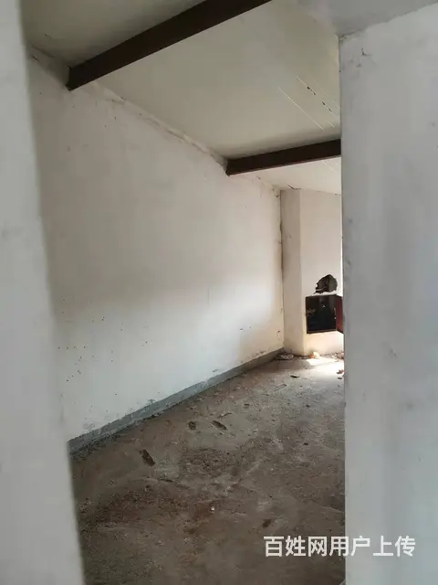 新华镇城建住宅楼六带七复试 135平房本面积70平 毛坯房 - 图片 2