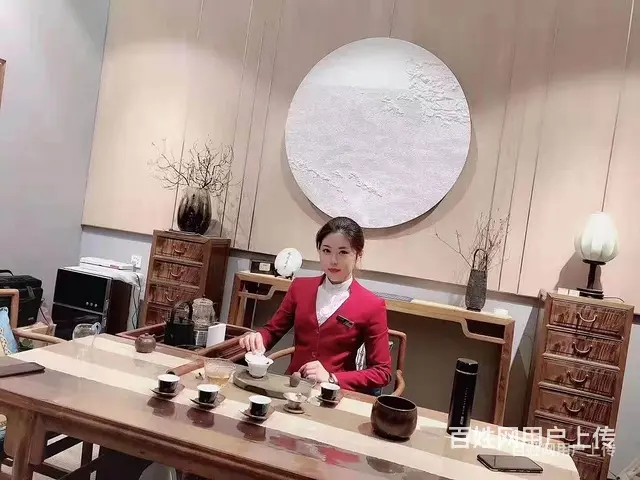 海北心往神驰铁姐高铁乘务员 - 图片 5