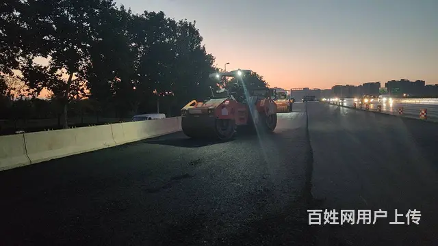 武汉沥青路面摊铺的质量控制 - 图片 1