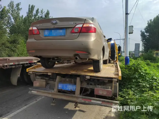 天门 道路救援电瓶搭火 ►  天门拖车搭电换胎困 - 图片 2