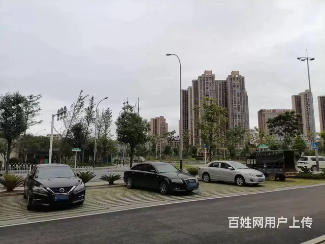 （老板本人）长沙市.会展·三润城临街门面房东优价出租6489 - 图片 1