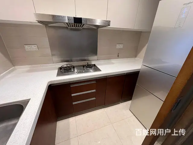 仁恒三期 精装2房2卫 2800一个月 南向 看房有密码 - 图片 9