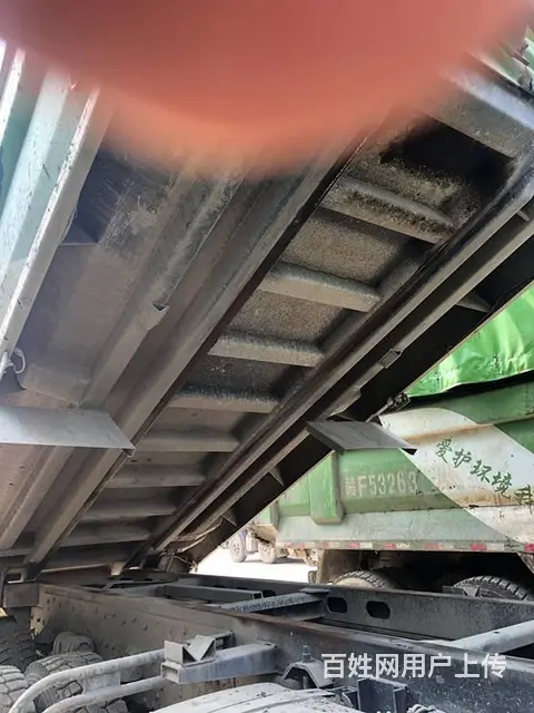 二手  上汽红岩杰狮后八轮自卸车 国5 350马力 - 图片 3