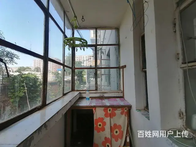 八里铺板块一楼带小院70平三室一厅清水房 - 图片 4