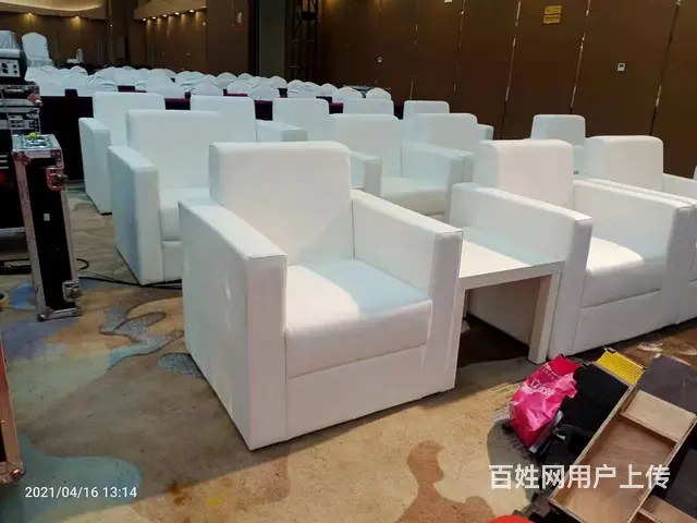 广州出租屏风龙门衣架化妆台洽谈桌椅沙发演讲台 - 图片 9