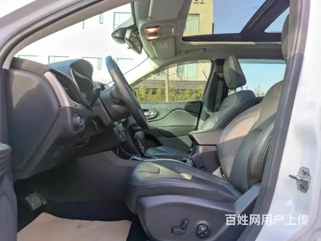 Jeep 自由光 2017款 2.0 手自一体 优越版 - 图片 4