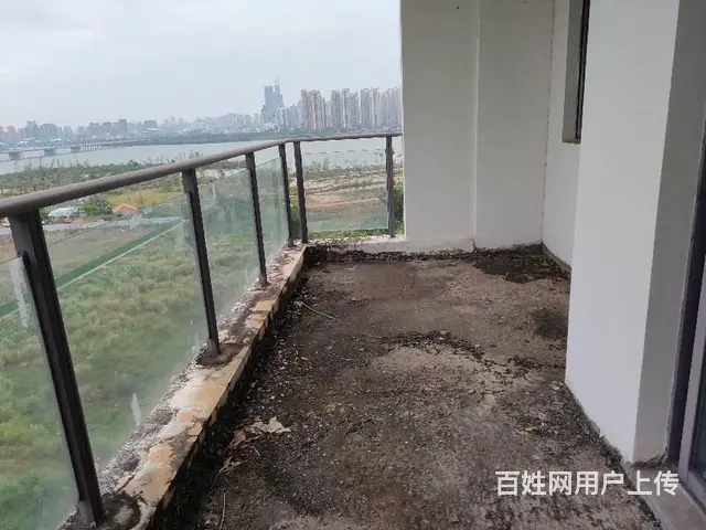 琼洲大桥 商圈   倚能美林湾4房跃层毛坯房 - 图片 1