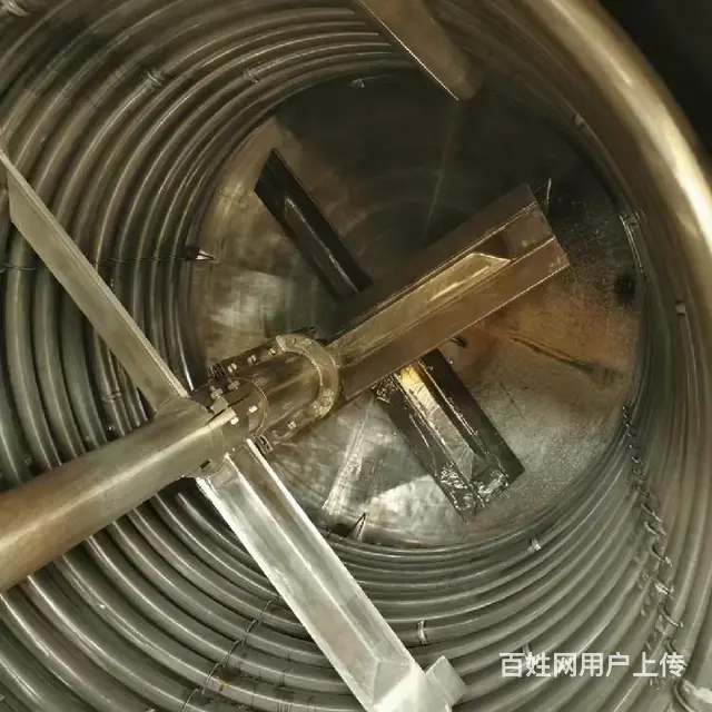 二手反应釜加工,不锈钢外盘管反应釜 - 图片 1