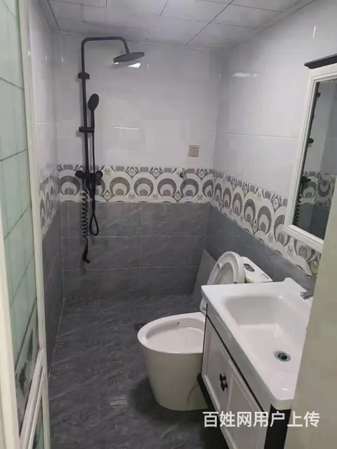 出租精装地热 每月一千 附近 - 图片 2