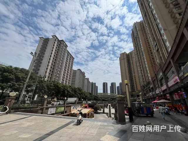S红光大型社区底商5年清吧转让（带客源 - 图片 2