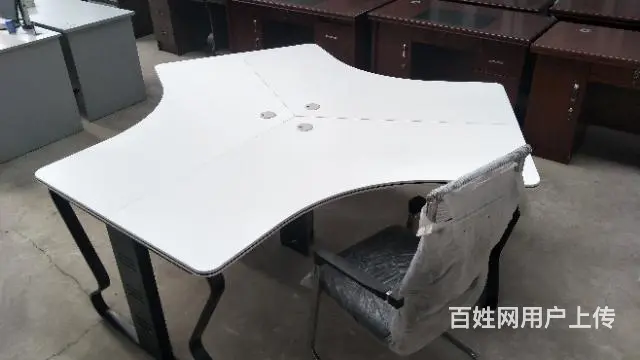 出售大批工位桌椅组合 - 图片 2