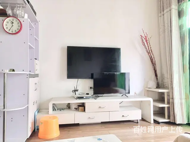 白天鹅花园 朝花园 回味你迷人的味道 很温暖某人闻 - 图片 3