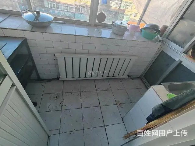 楼层好 位置好 水泥社区 普通住宅 简单装修 - 图片 2