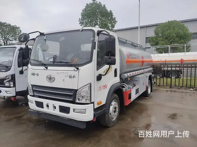 楚胜厂家直销5吨油罐车 一汽解放降价处理 - 图片 3