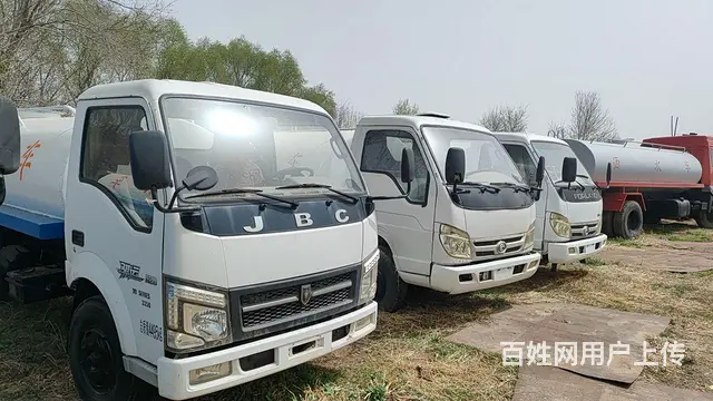 出卖5--10吨洒水车 - 图片 1