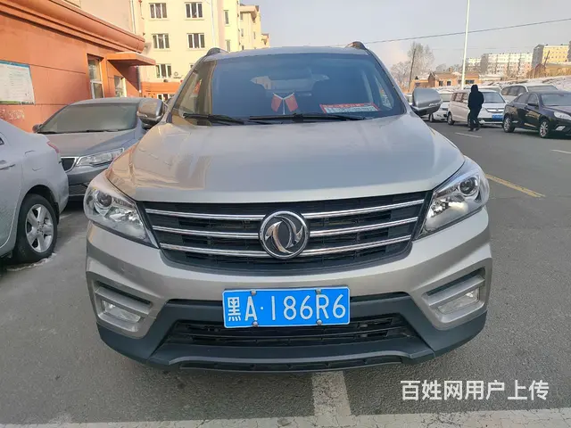 风光 2019款 风光S560 1.8 手动 都市7座 - 图片 1